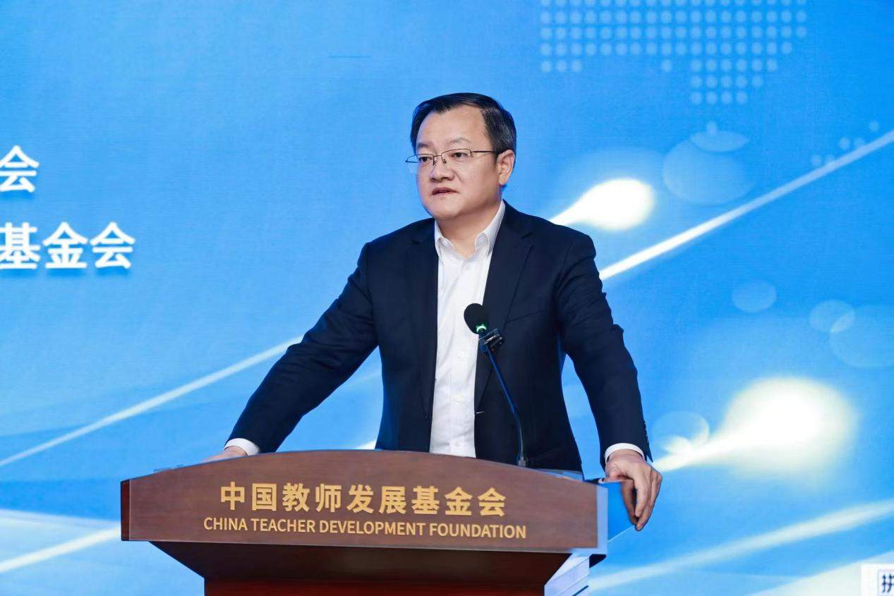 科技助力 赋能未来教师——未来教师公益计划签约仪式在京举行-图5